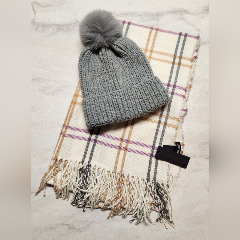 NWT Steve Madden Hat & Scarf Set